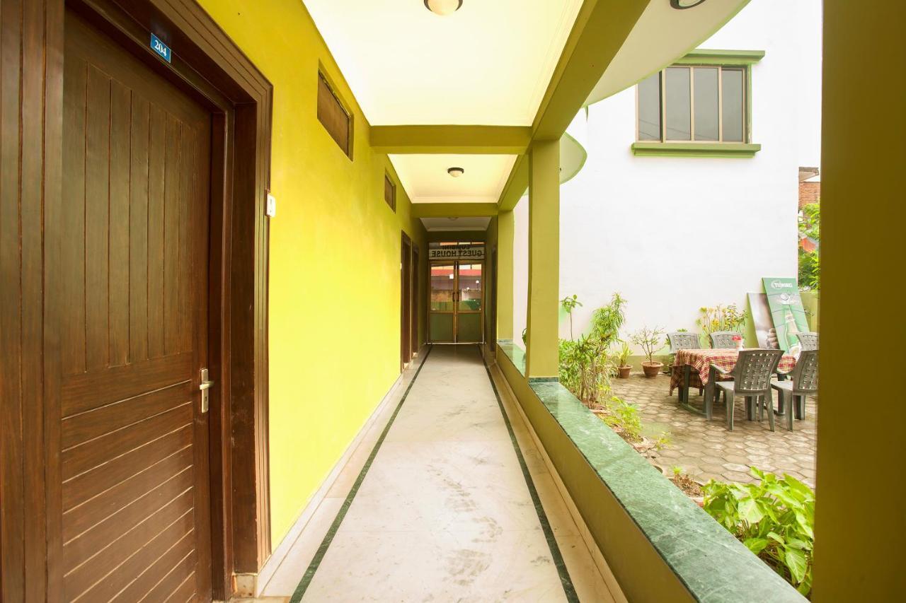 Lumbini Guest House Bagian luar foto