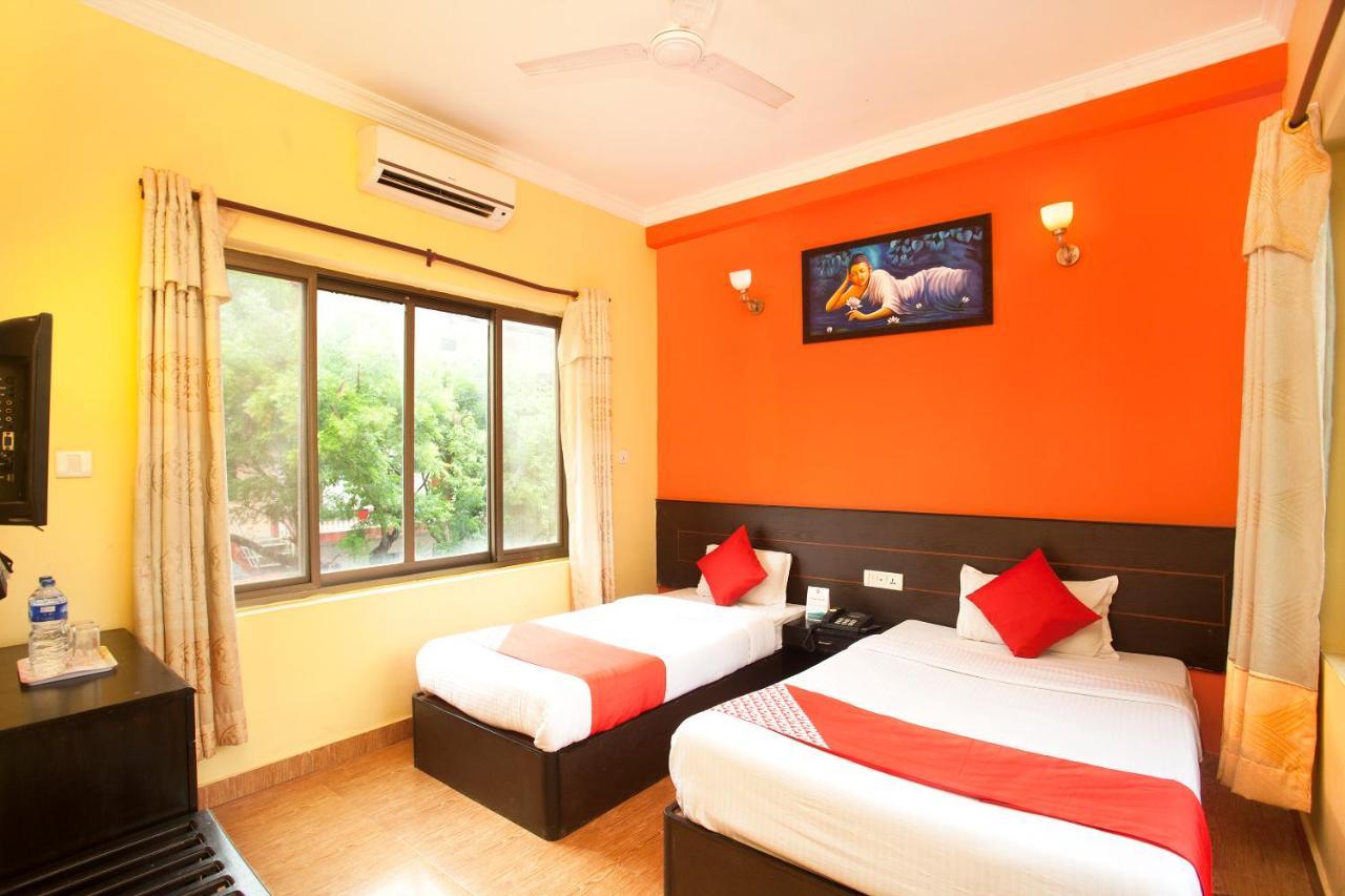 Lumbini Guest House Bagian luar foto