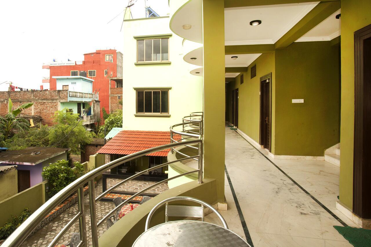 Lumbini Guest House Bagian luar foto